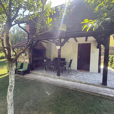 Village Gecat-villa * كولين فاكوف